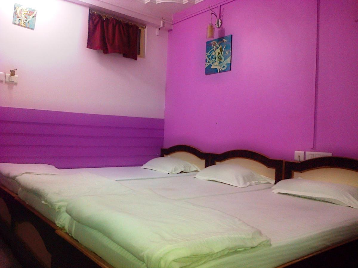 Hotel Mega Palace Patna  Kültér fotó