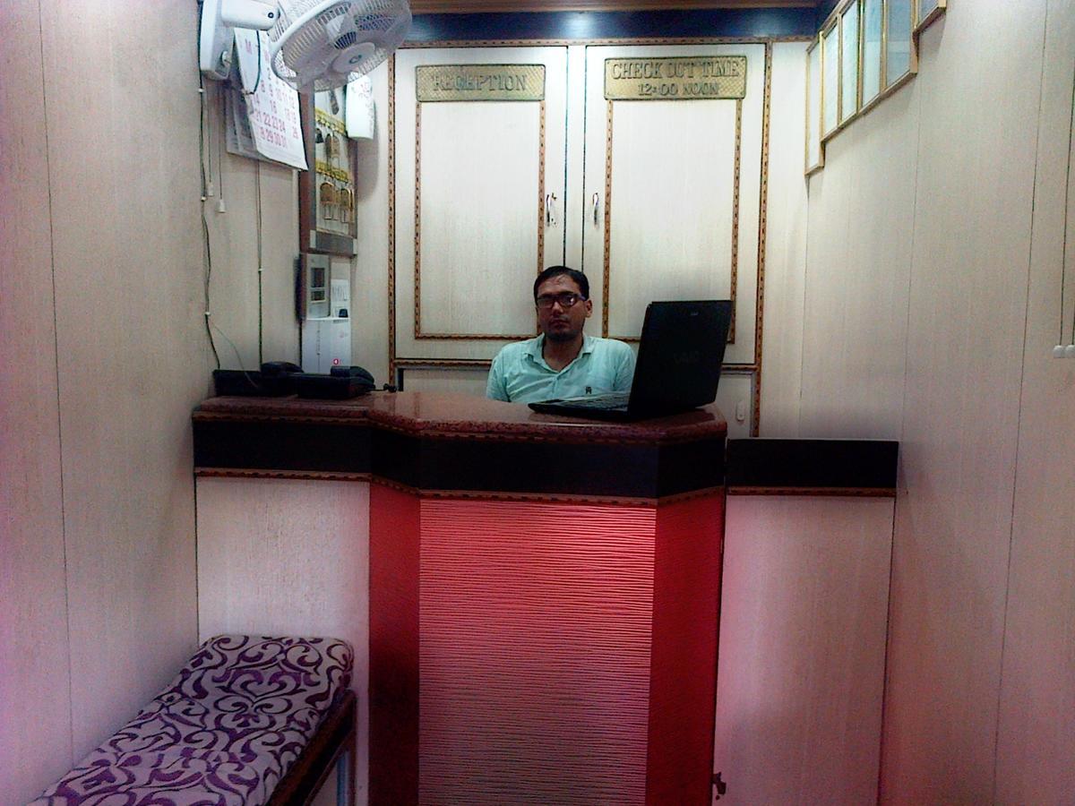 Hotel Mega Palace Patna  Kültér fotó